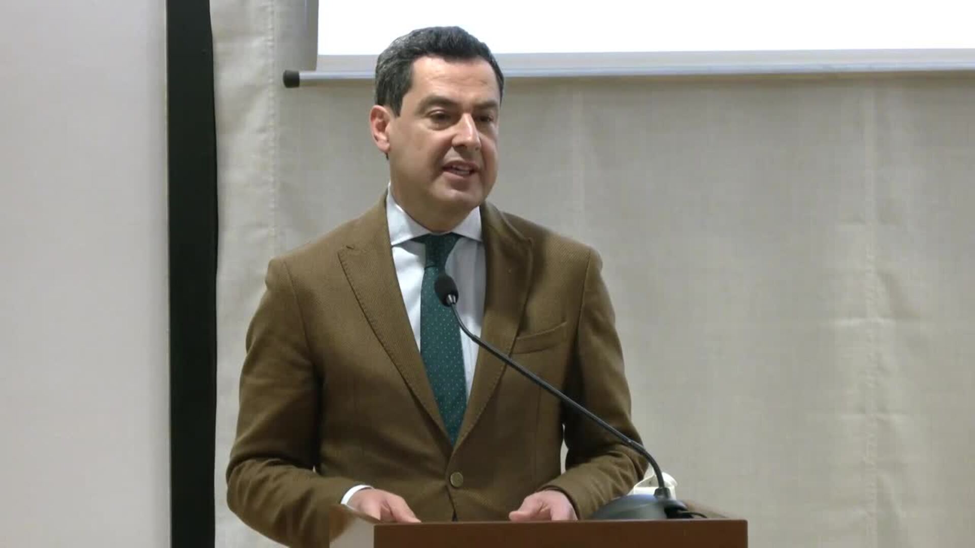 Moreno resalta el &quot;consenso&quot; por el centenario del Concurso de Cante Jondo de Granada