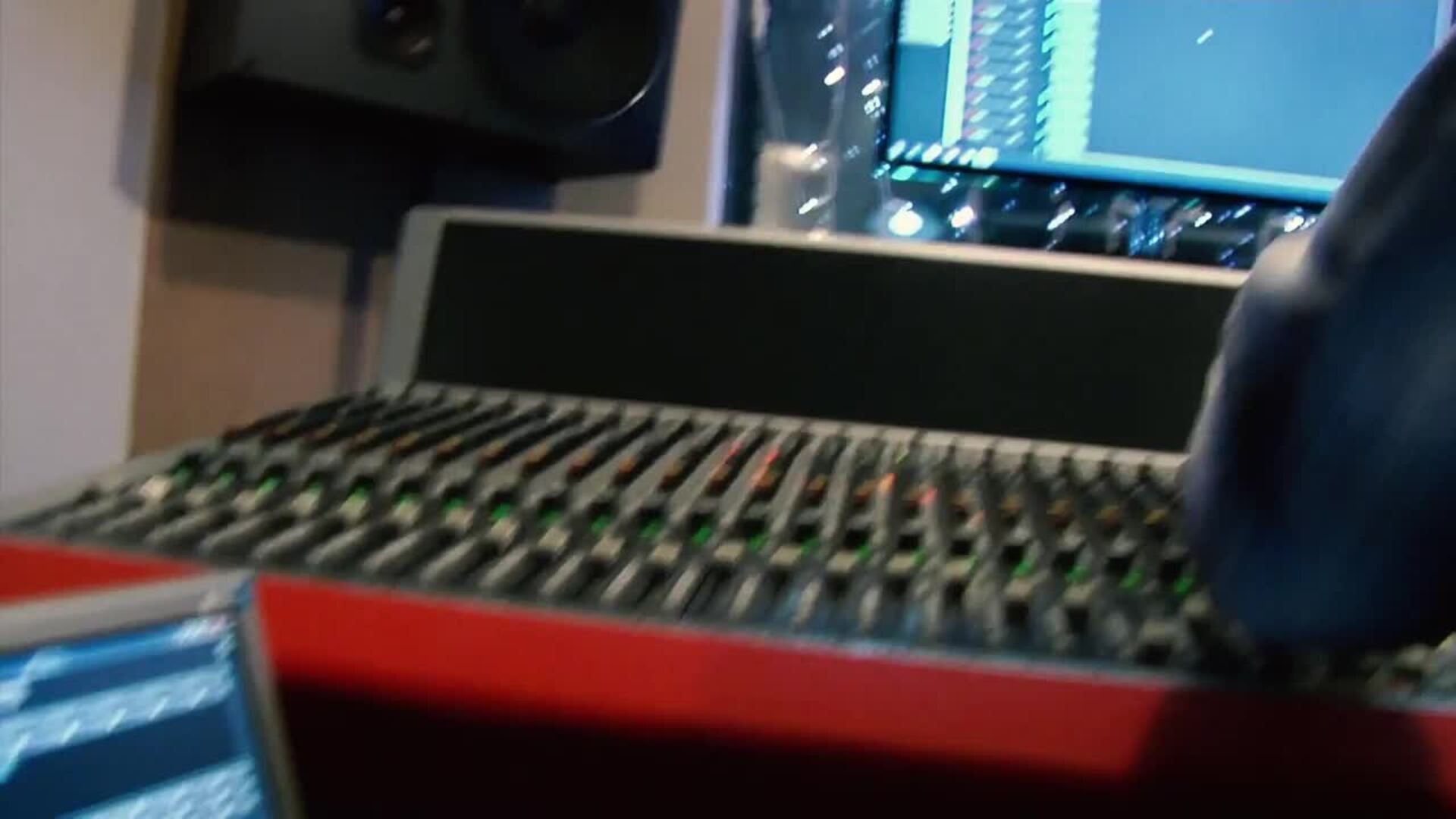 Sonido analógico y tecnología digital se dan la mano en forma de grabación artesanal