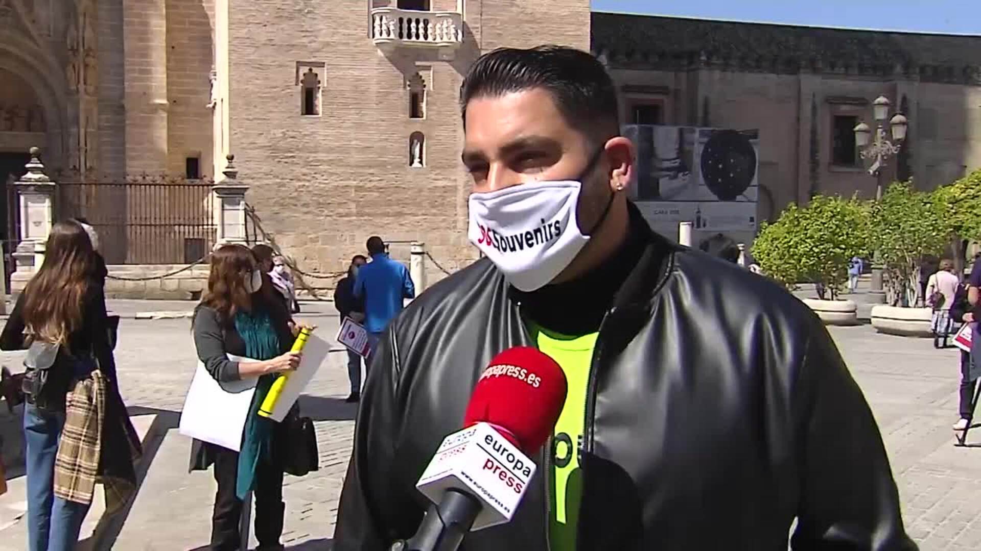 Empresario del souvenir: &quot;Estamos en casi quiebra absoluta&quot;