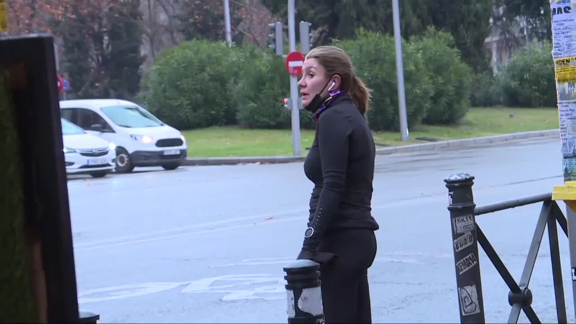 Disparidad de opiniones de ciudadanos tras la vuelta de mascarillas en exteriores