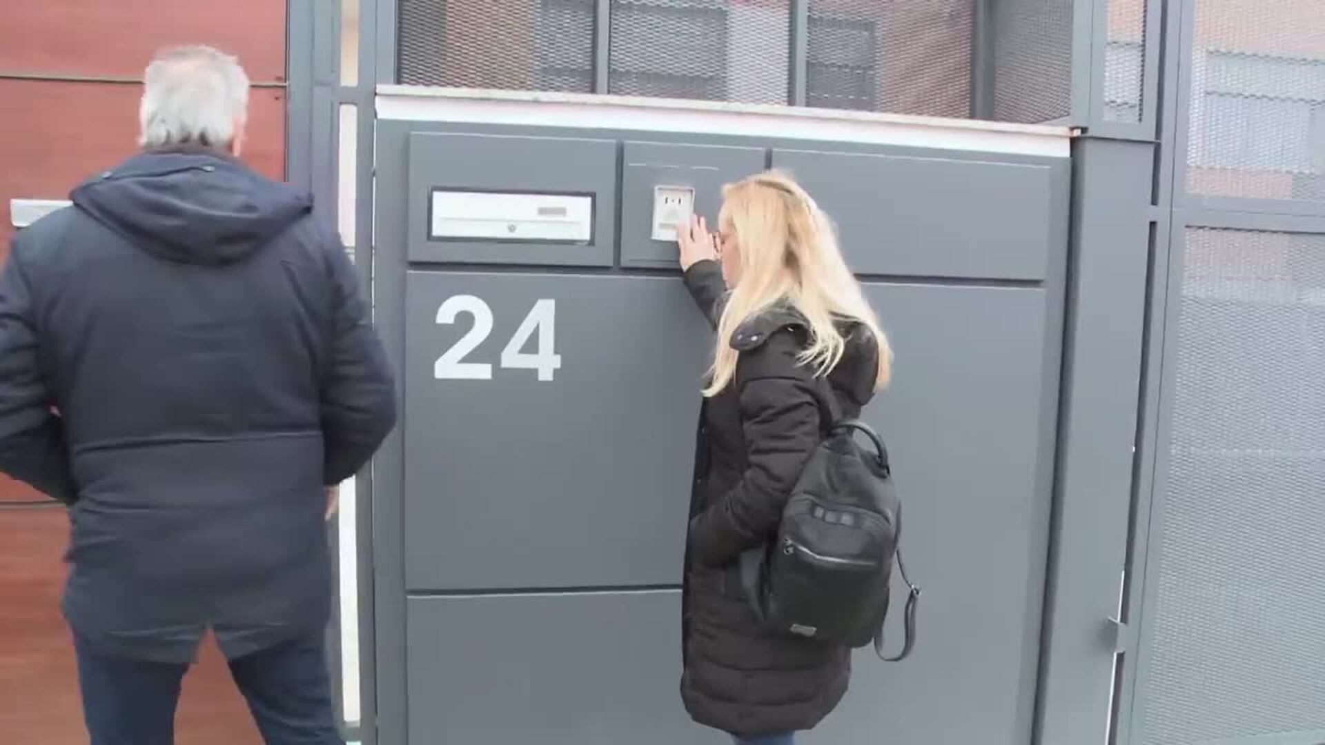 Primeras imágenes de Belén Esteban tras la muerte de su exmarido