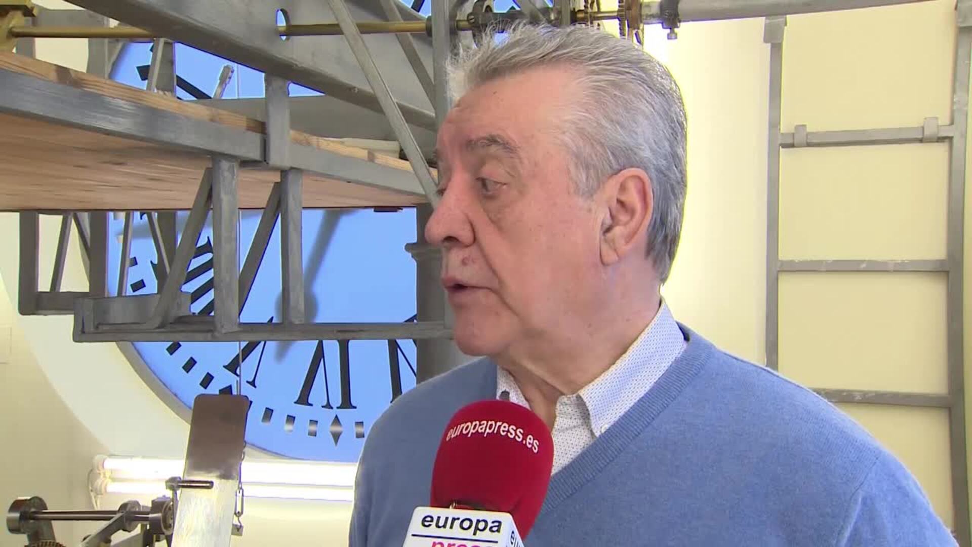 López: &quot;El mantenimiento se hace todas las semanas&quot;