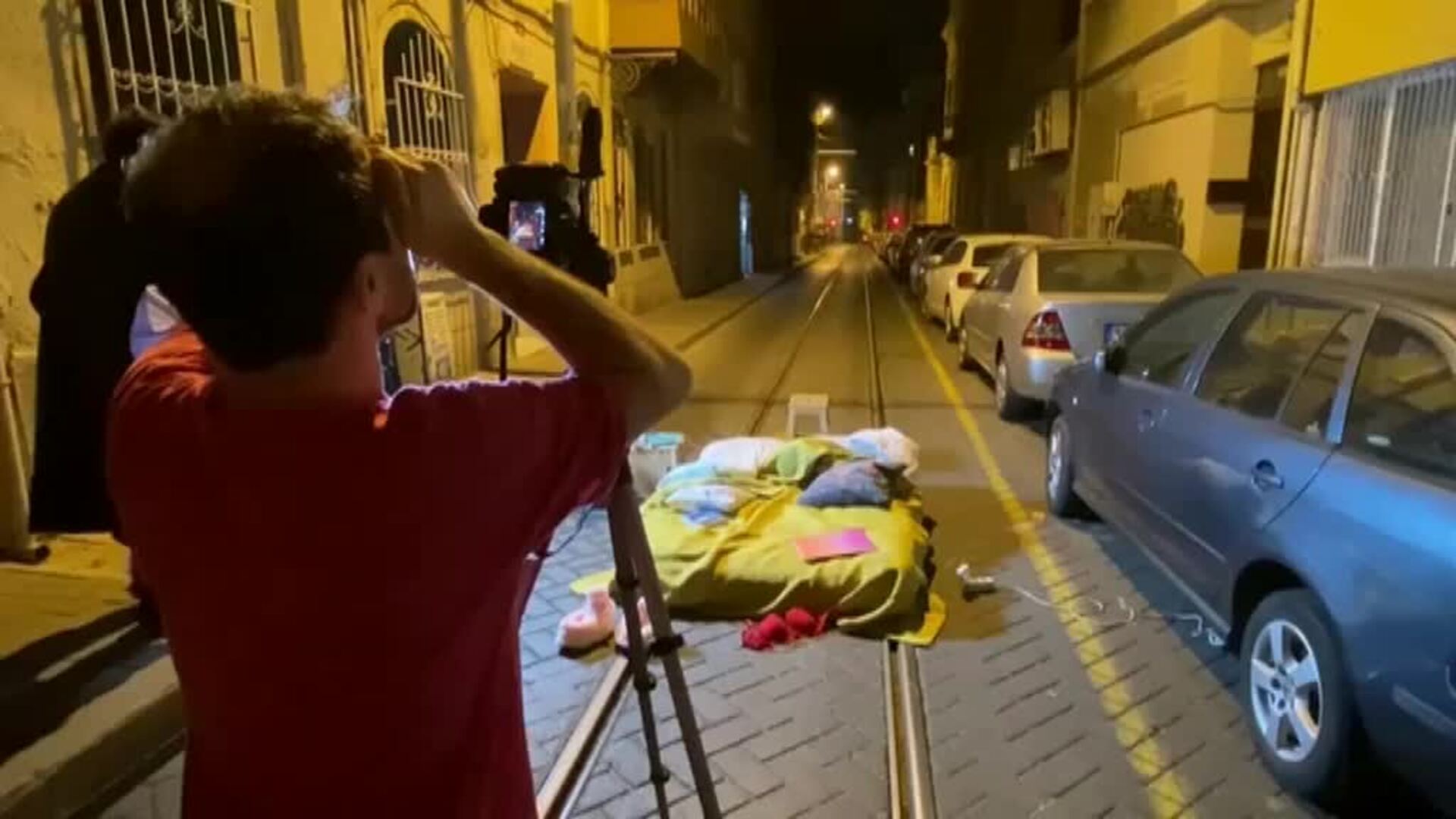 Una artista turca protesta contra la violencia machista