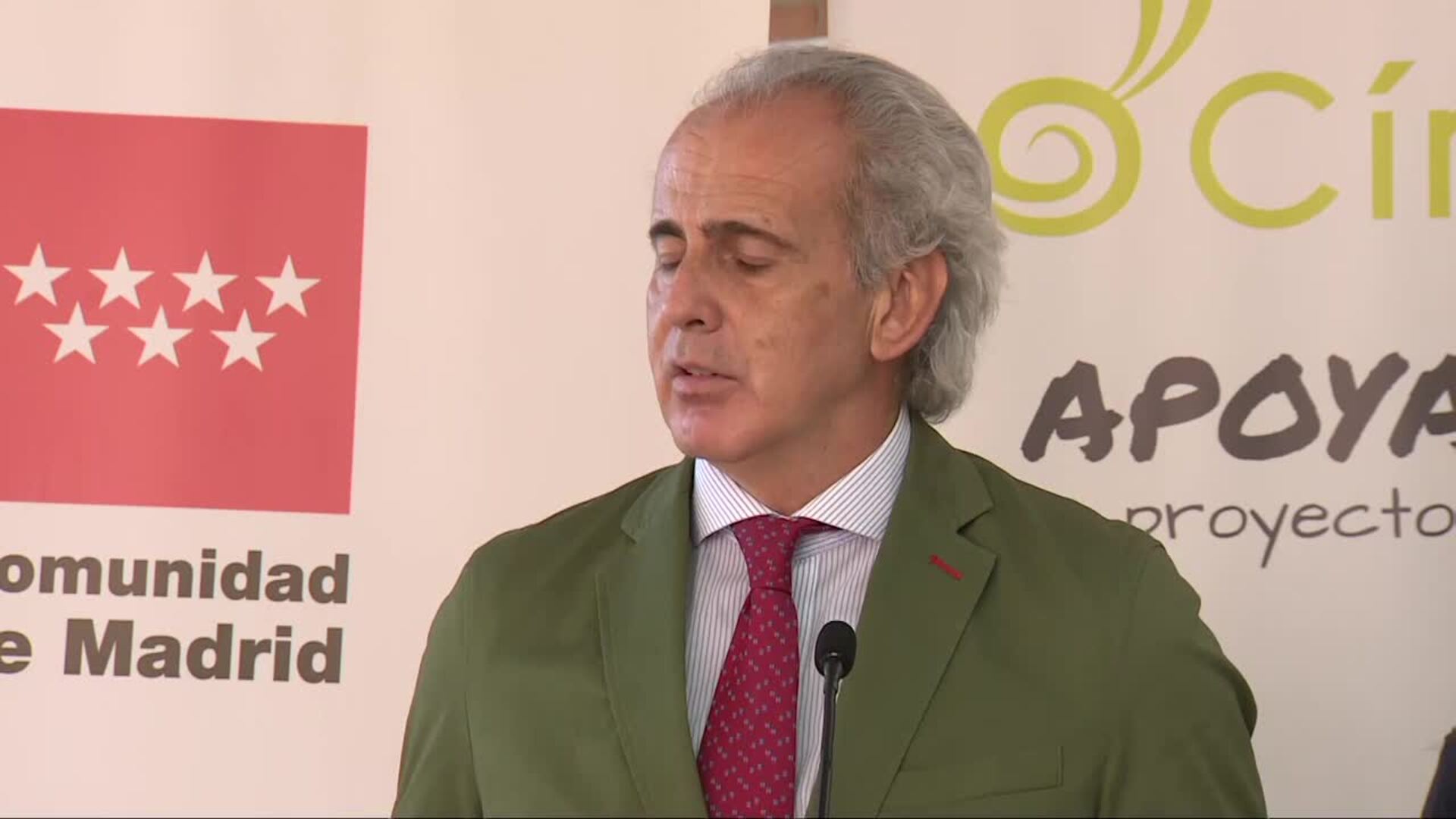 Escudero cree que en &quot;pocas semanas&quot; no habrá población diana para vacuna de AstraZeneca