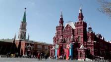 Preparativos para las celebraciones del Día de la Victoria en la Plaza Roja de Moscú