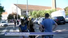 Las comunidades buscan uno a uno a los rezagados de las vacunas