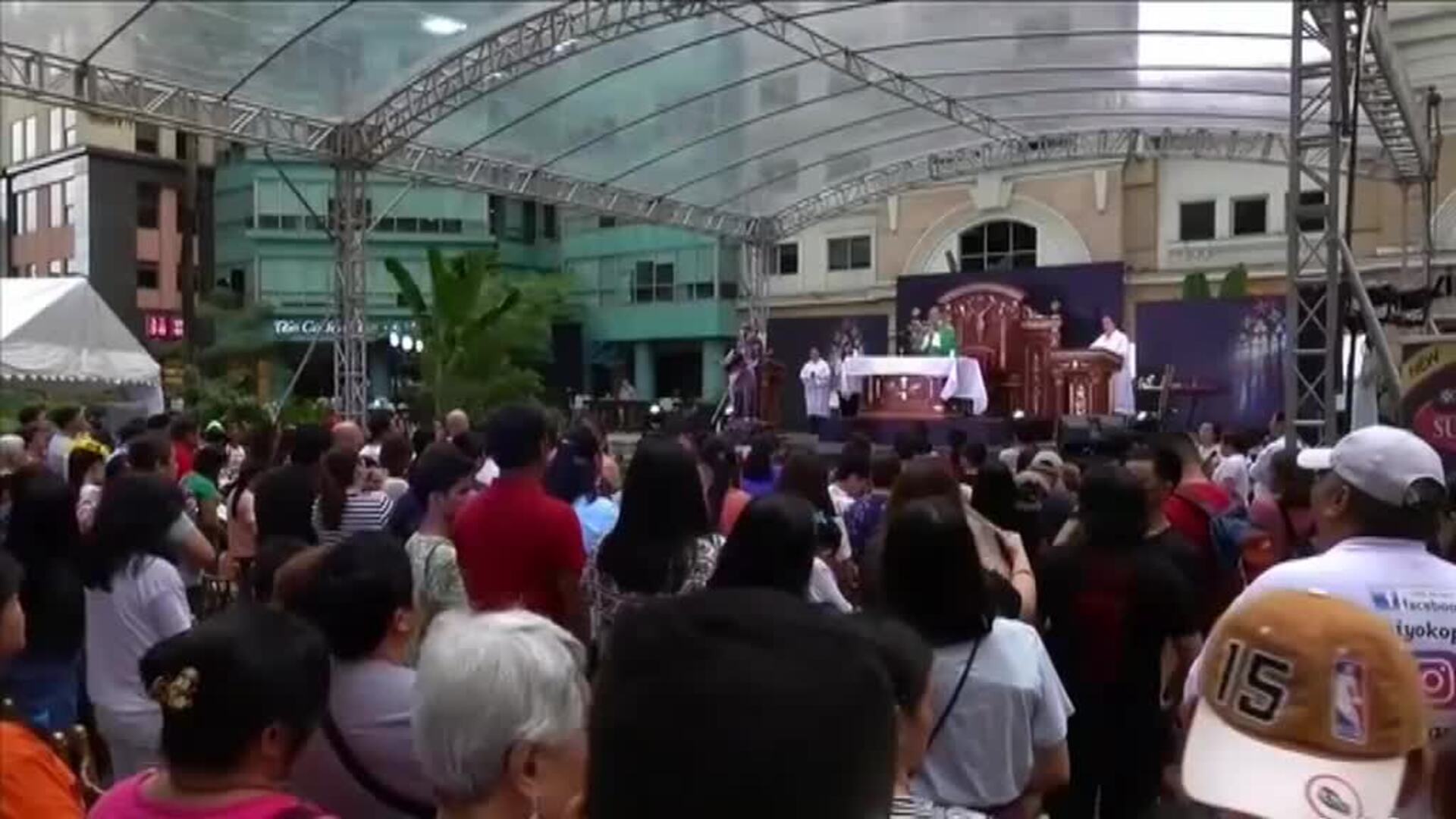 Cientos de mascotas, bendecidas en Filipinas