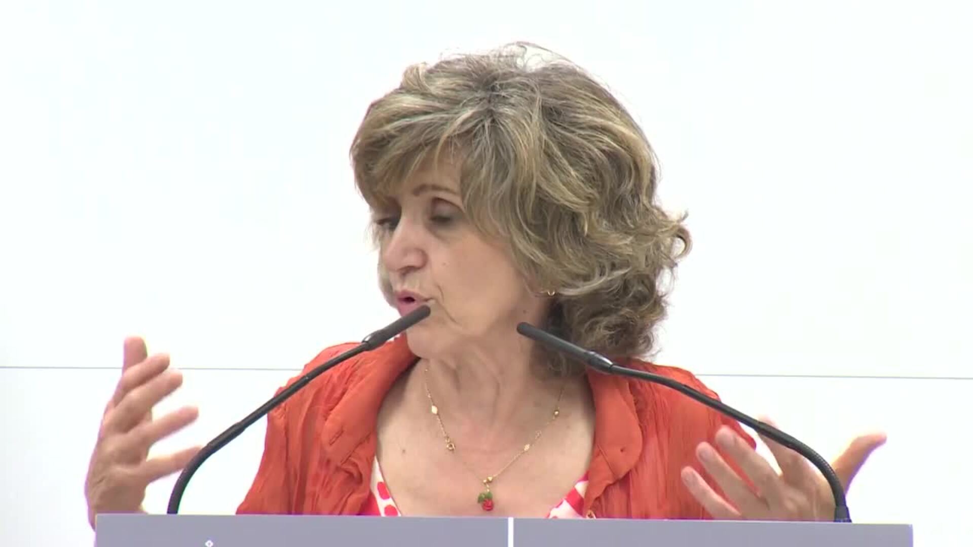 Carcedo se reúne con consejeros autonómicos para abordar el brote de listeriosis