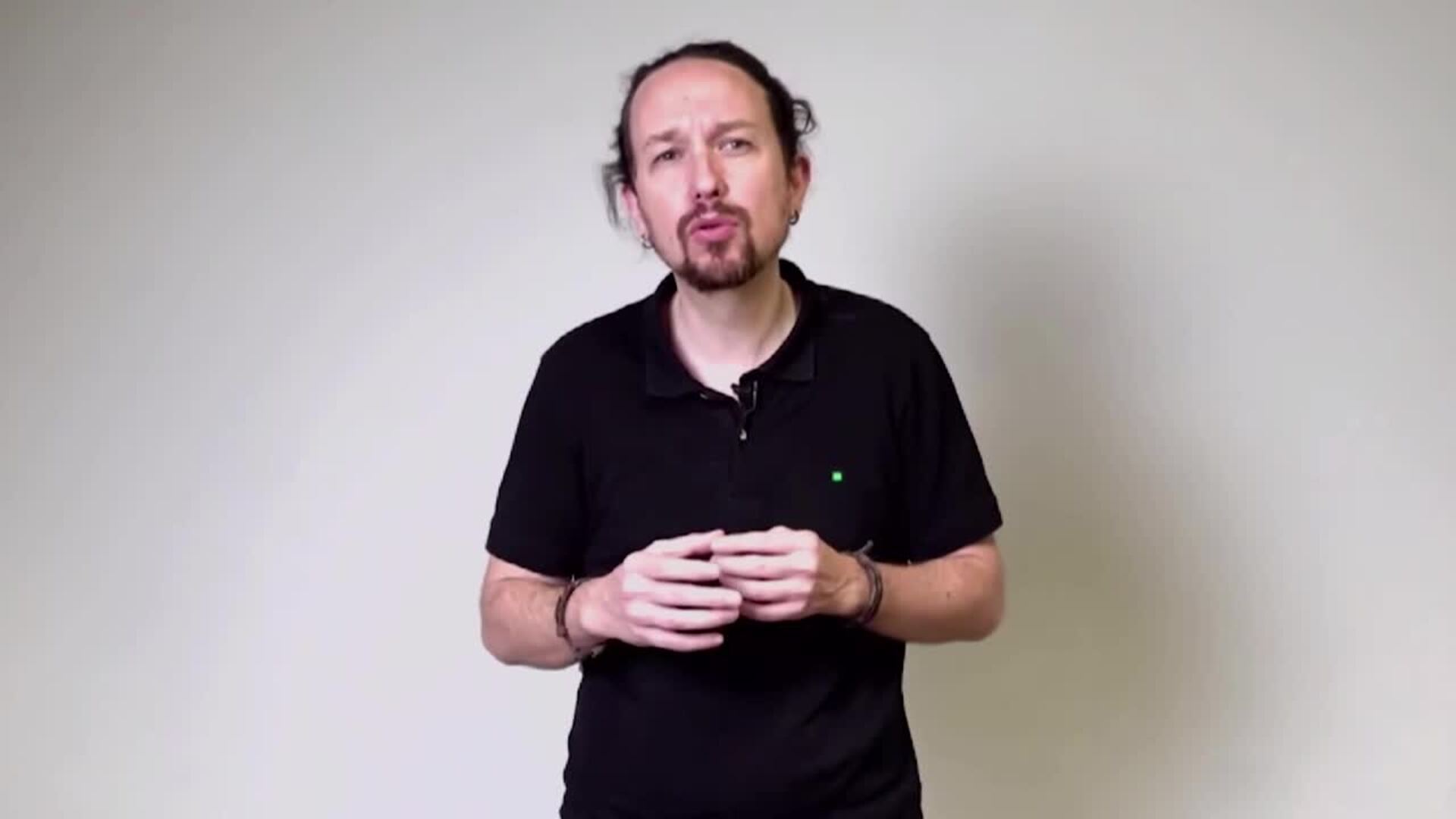 Iglesias llama a &quot;dejarse la piel&quot; para ganar Madrid