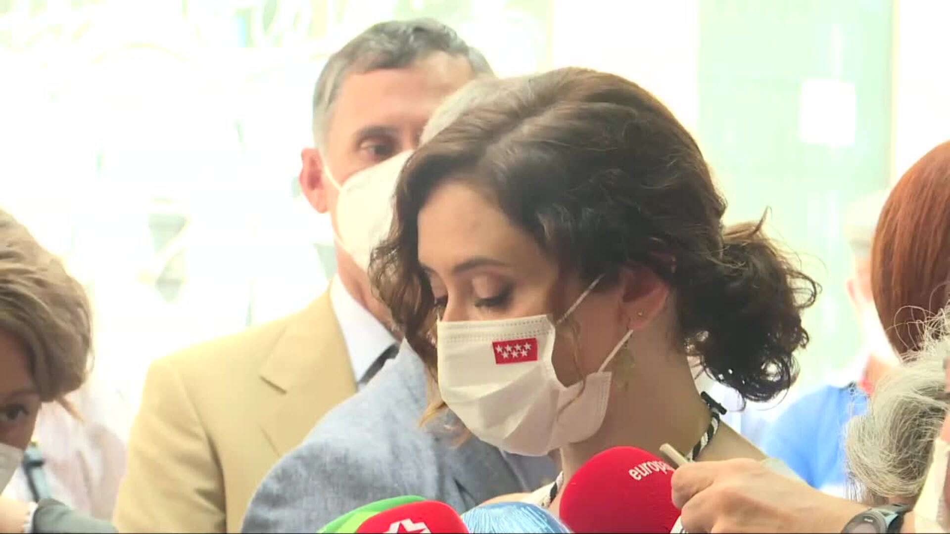 Ayuso pide al Gobierno una &quot;política clara&quot; con los menores no acompañados