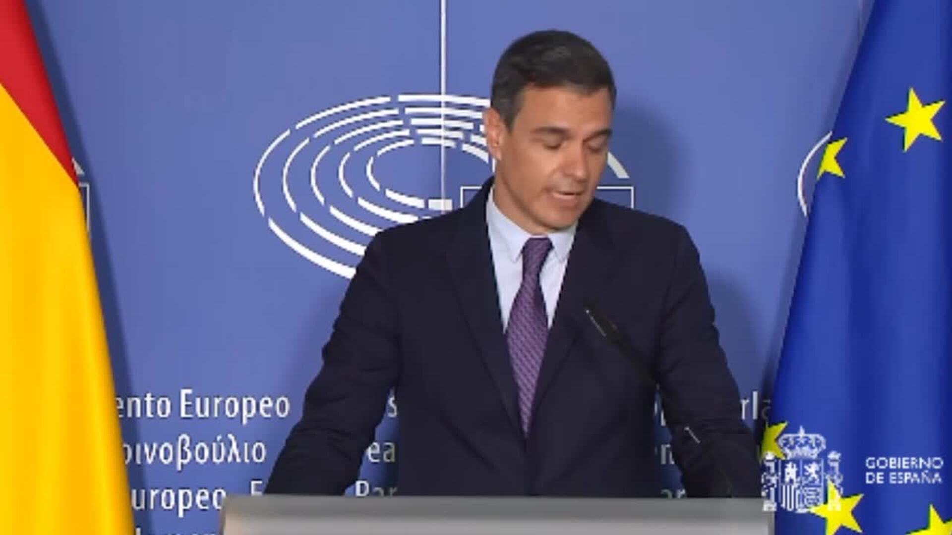 Metsola y Sánchez rinden tributo a Clara Campoamor