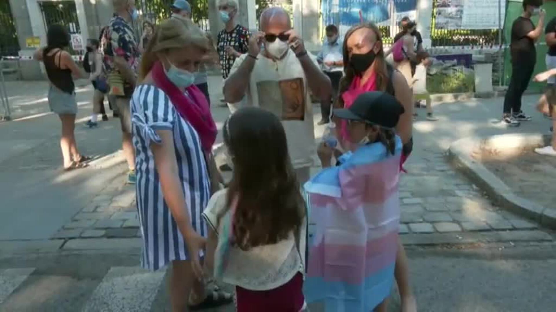 El Gobierno aprueba la Ley Trans que permitirá cam biar de sexo a partir de los 14 años