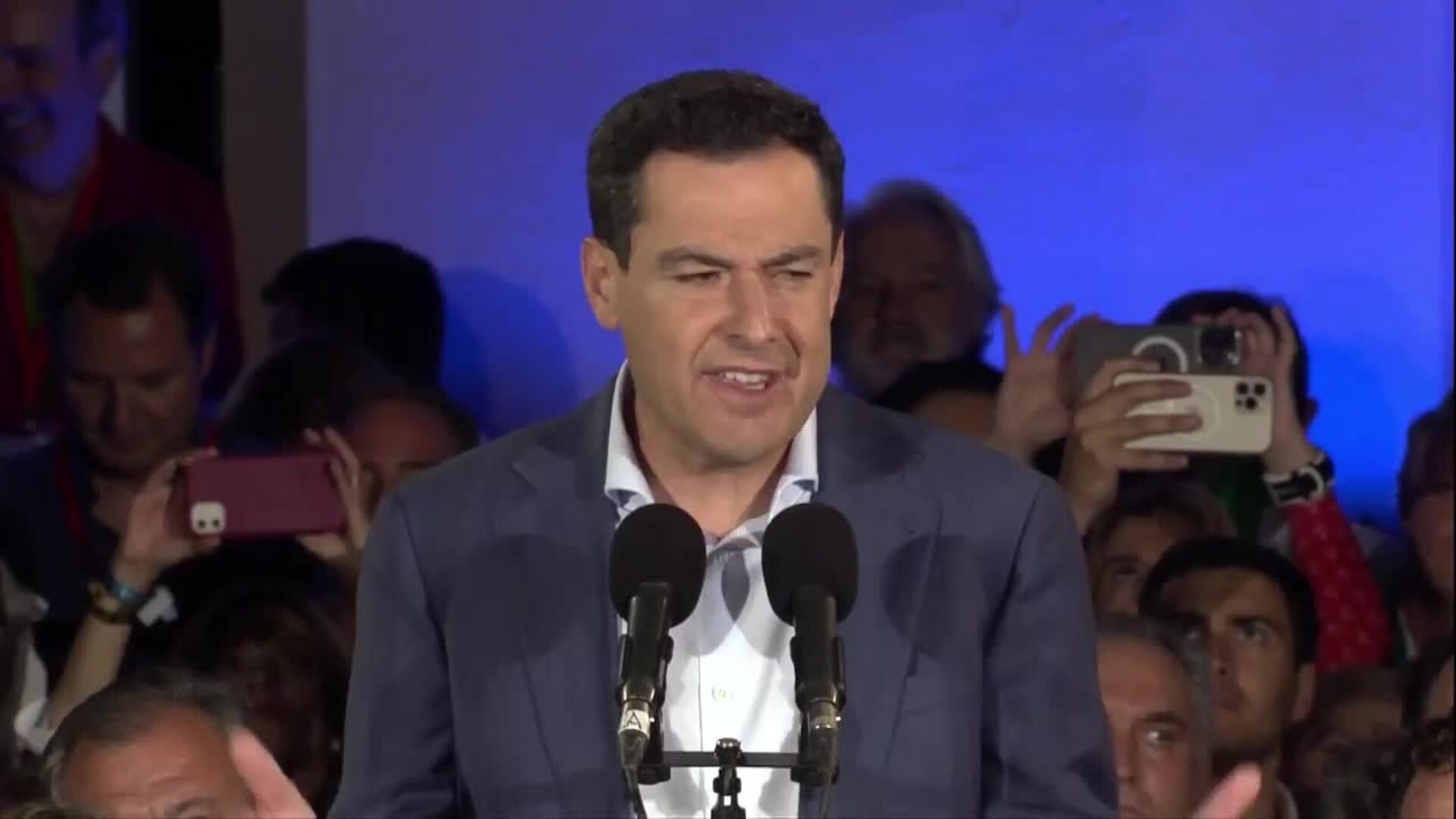 Moreno afirma que hoy se ha hecho &quot;historia&quot; y promete &quot;gobernar para todos&quot;