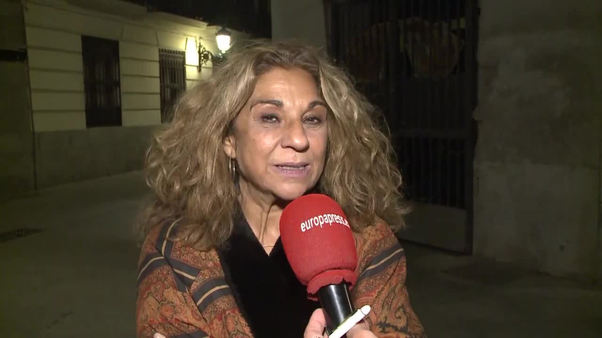 Lolita Flores se muestra orgullosa de su hija Elena como actriz