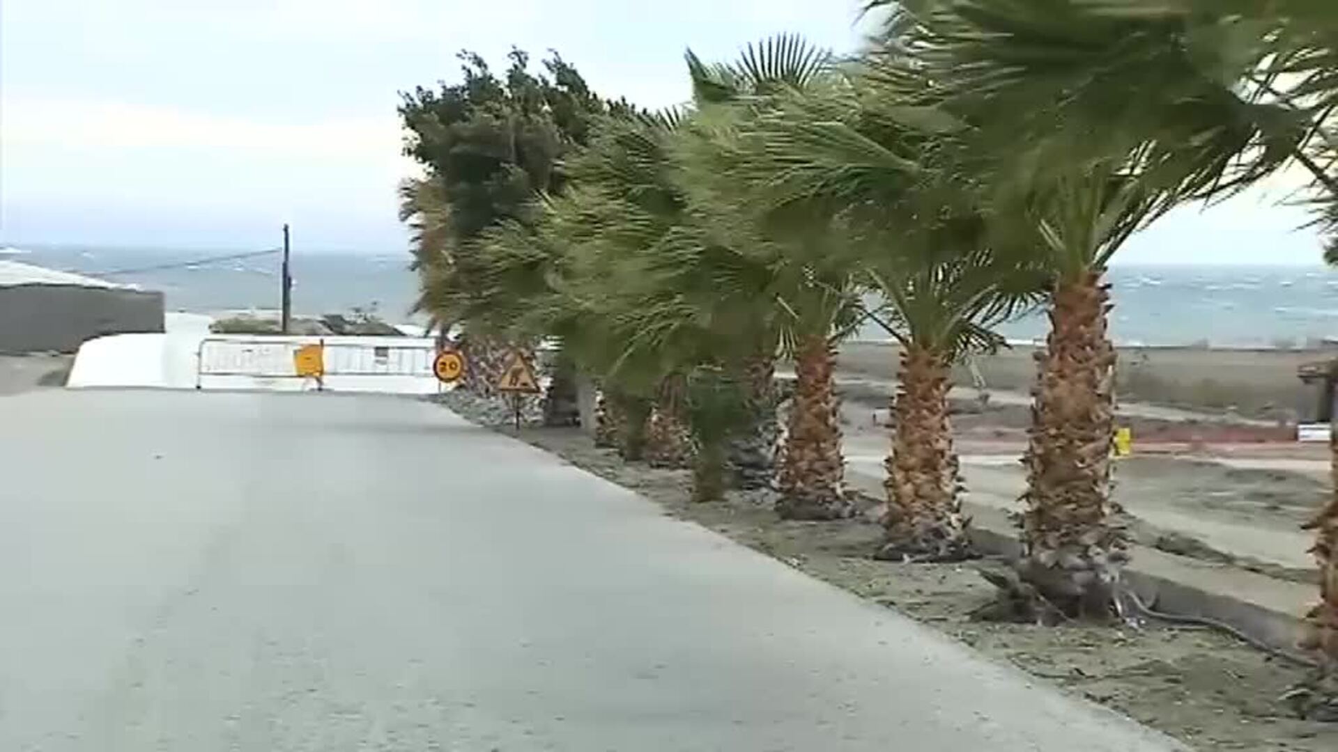 El viento obliga a cerrar parques en Madrid y Barcelona