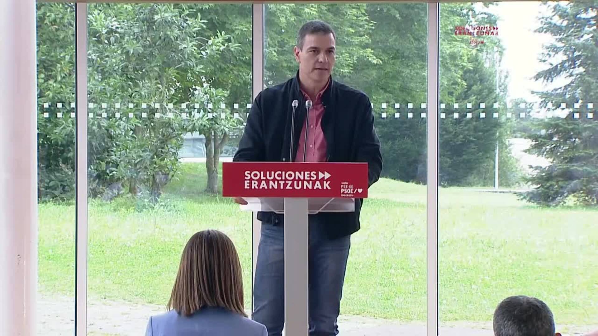 Sánchez dice que los rebrotes se están detectando &quot;de manera precoz&quot; pero pide no relajarse