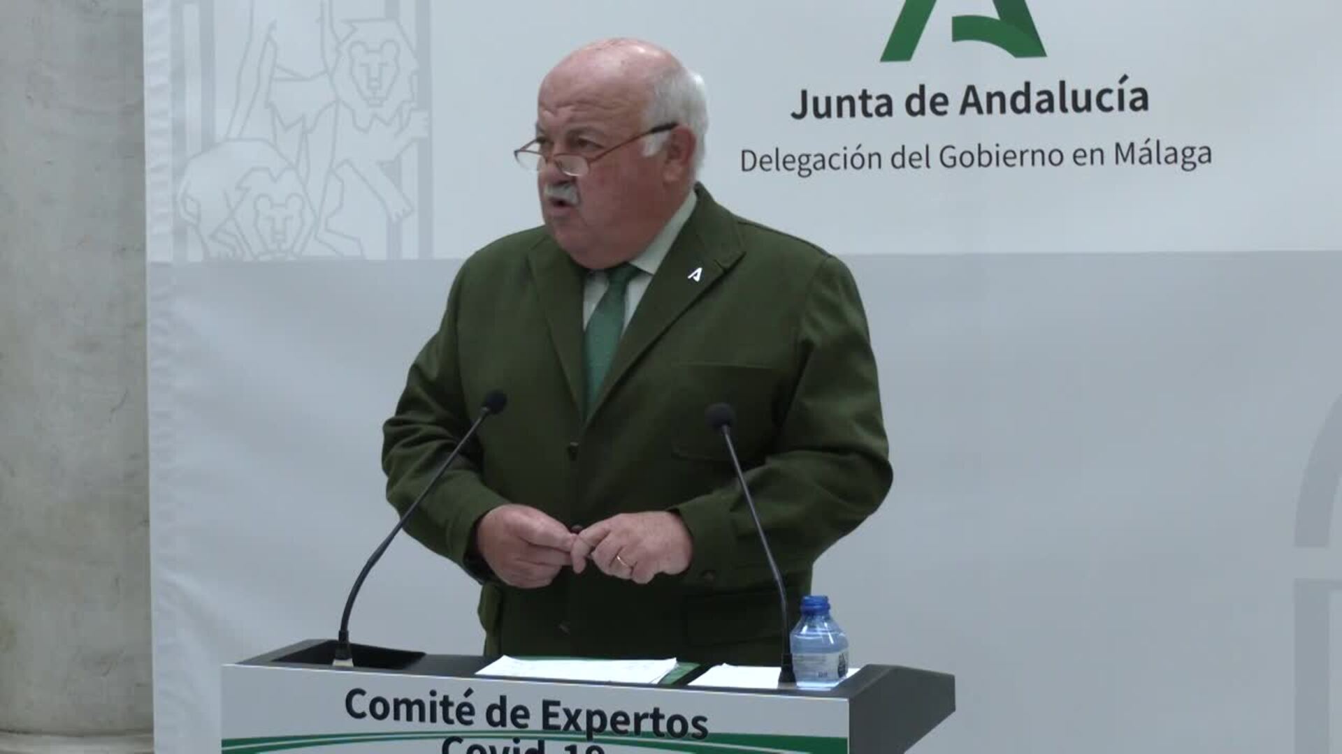 Andalucía no adopta nuevas restricciones y sólo pide extender pasaporte Covid en bares y discotecas