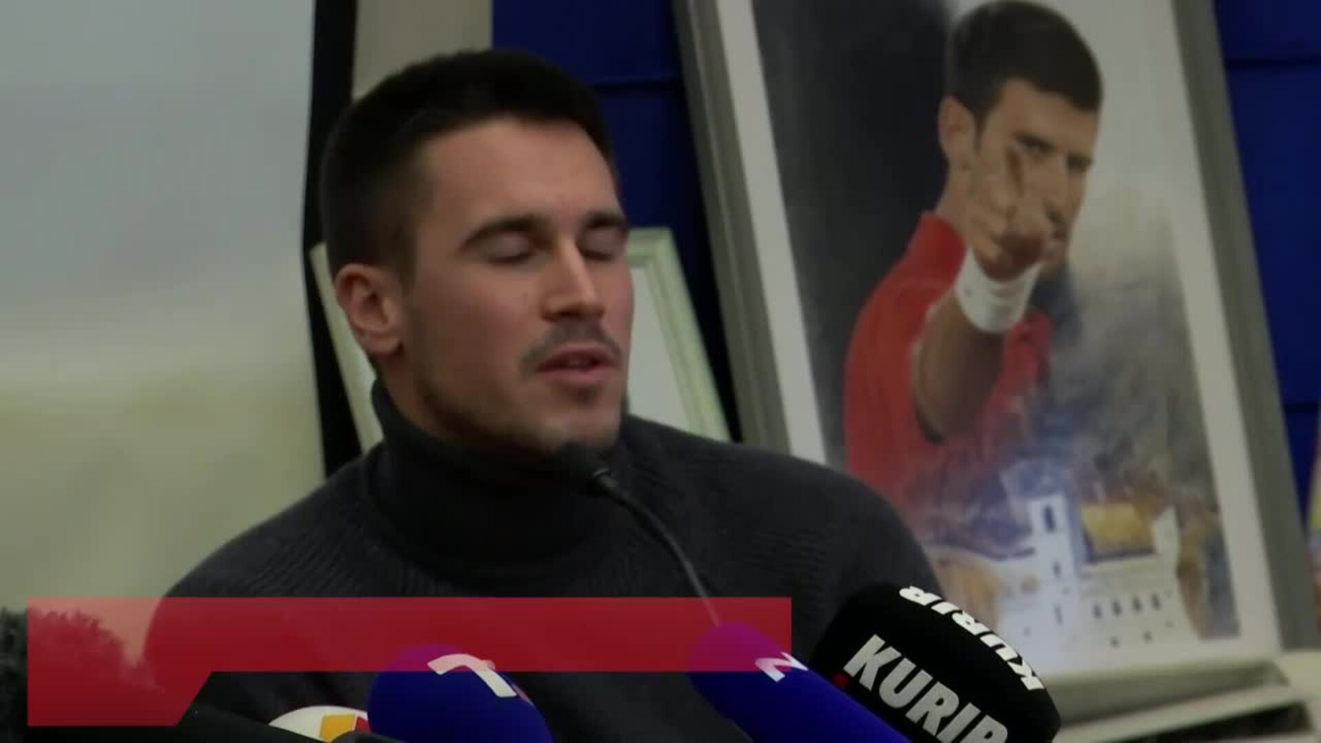 Djokovic asegura que quiere quedarse en Australia y que está &quot;concentrado en jugar&quot;