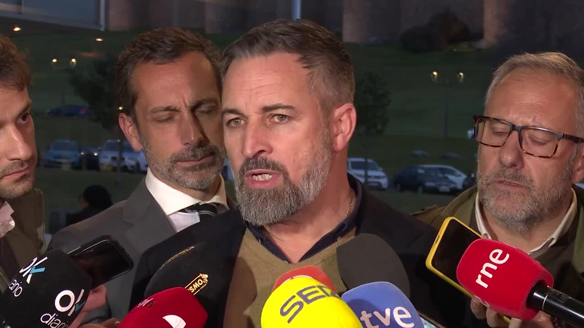 Abascal cree que la comparecencia de Sánchez sobre Adamuz servirá para ...