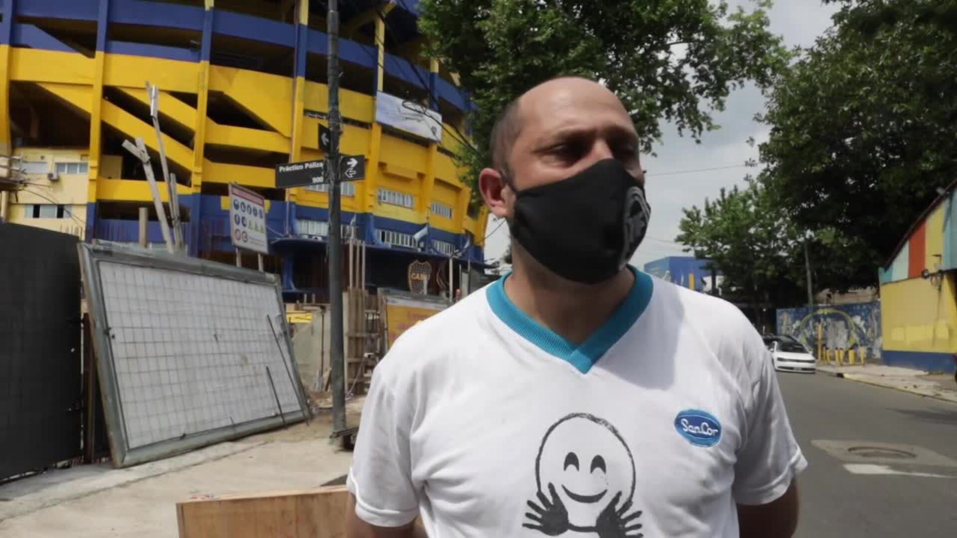 Seguidores de Maradona en Buenos Aires lamentan su fallecimiento