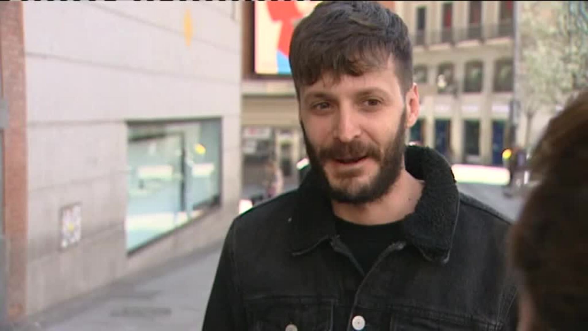 Los jóvenes se quedan en casa por el coronavirus