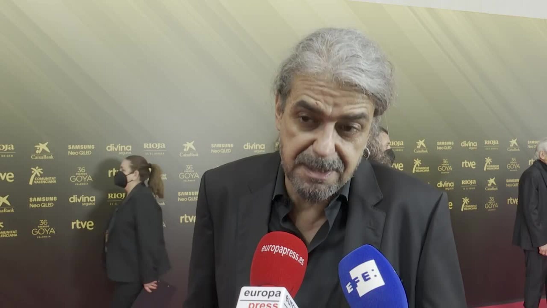 León de Aranoa &quot;contento&quot; por el reencuentro con el equipo de &#039;El buen patrón&#039;