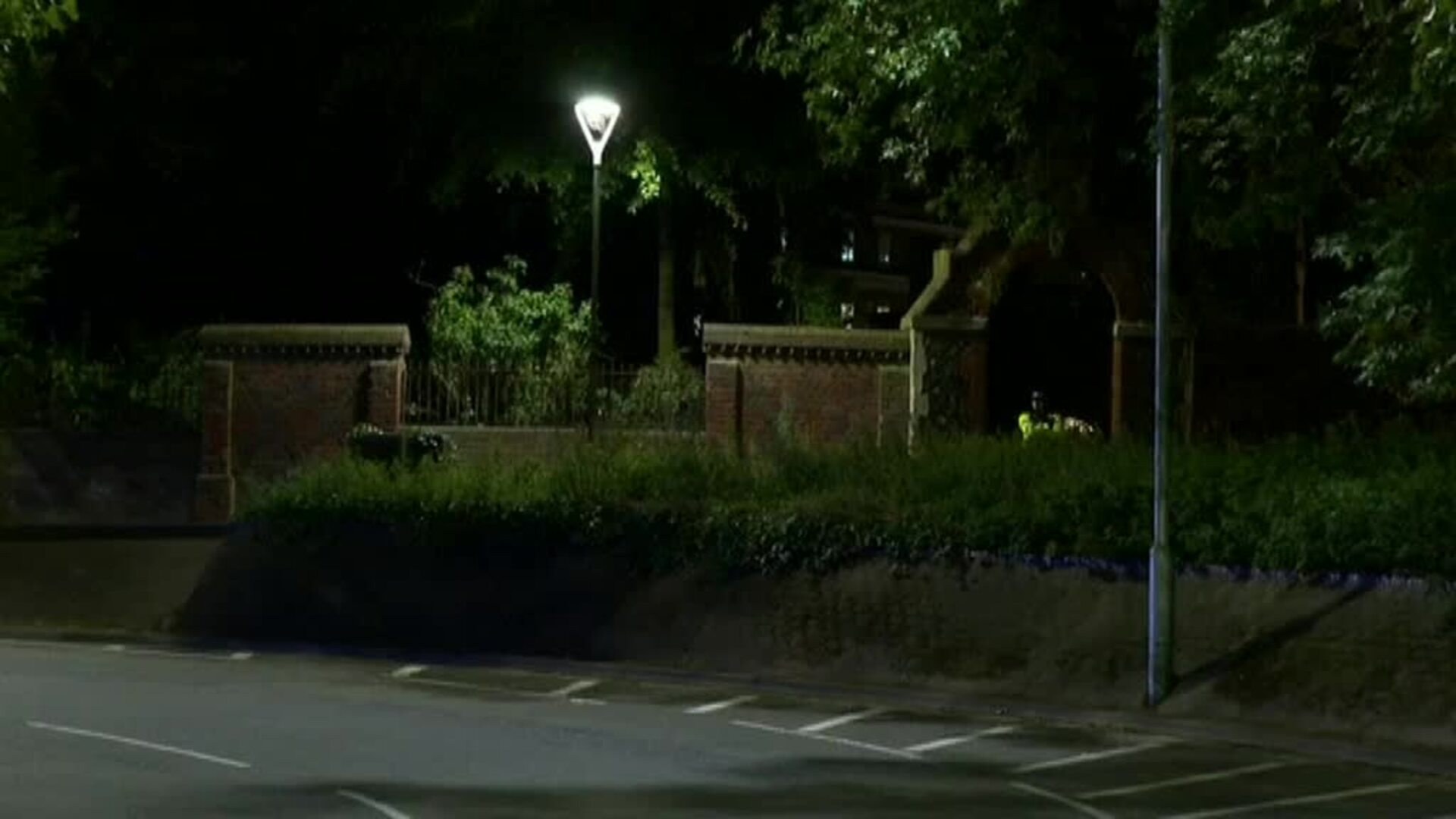 Tres muertos y tres heridos en un apuñalamiento indiscriminado en un parque británico