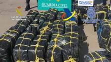 Interceptados 1.200 kilos de cocaína en un velero sin bandera en aguas de Canarias