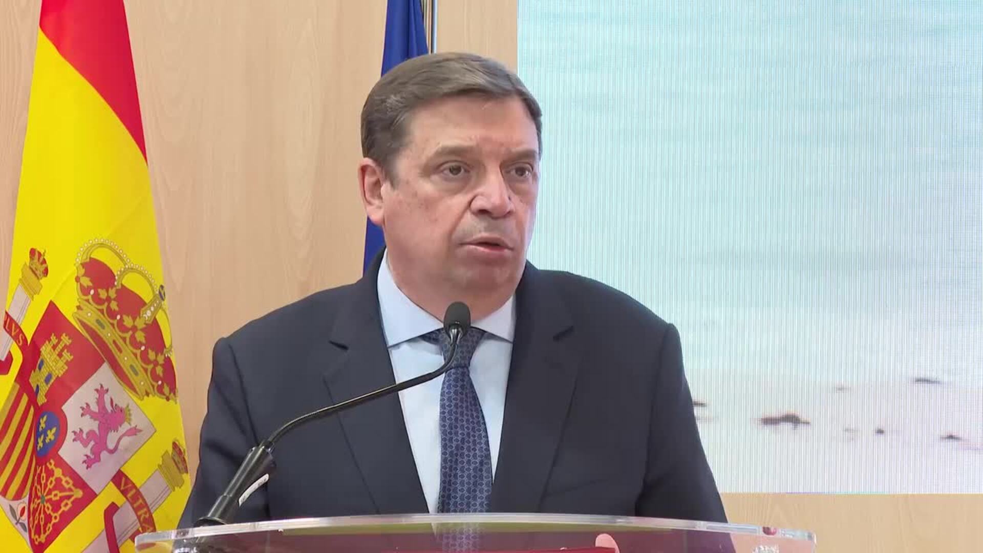 Planas asegura que su Departamento sigue &quot;muy de cerca&quot; los casos de gripe aviar