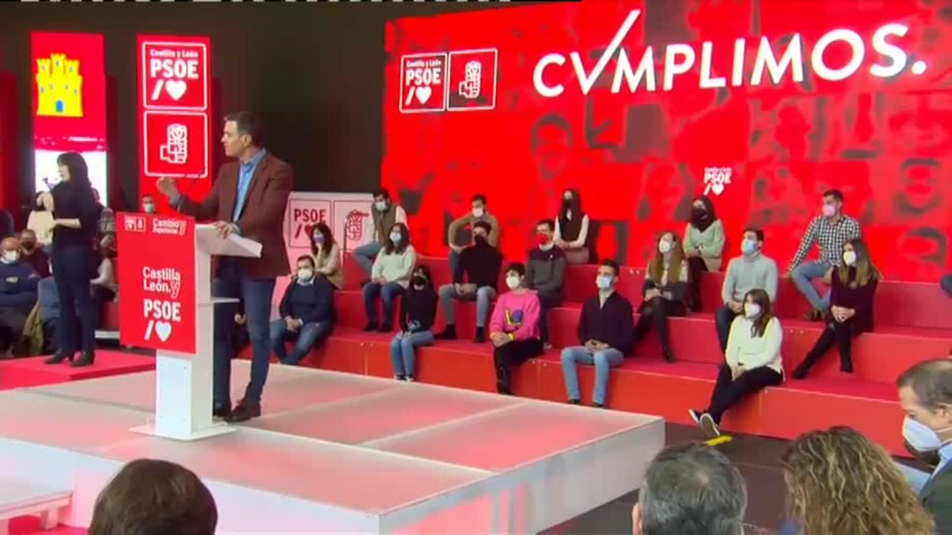 Pedro Sánchez pide al PP que abandone su &quot;posición destructiva&quot; y apoye la reforma laboral