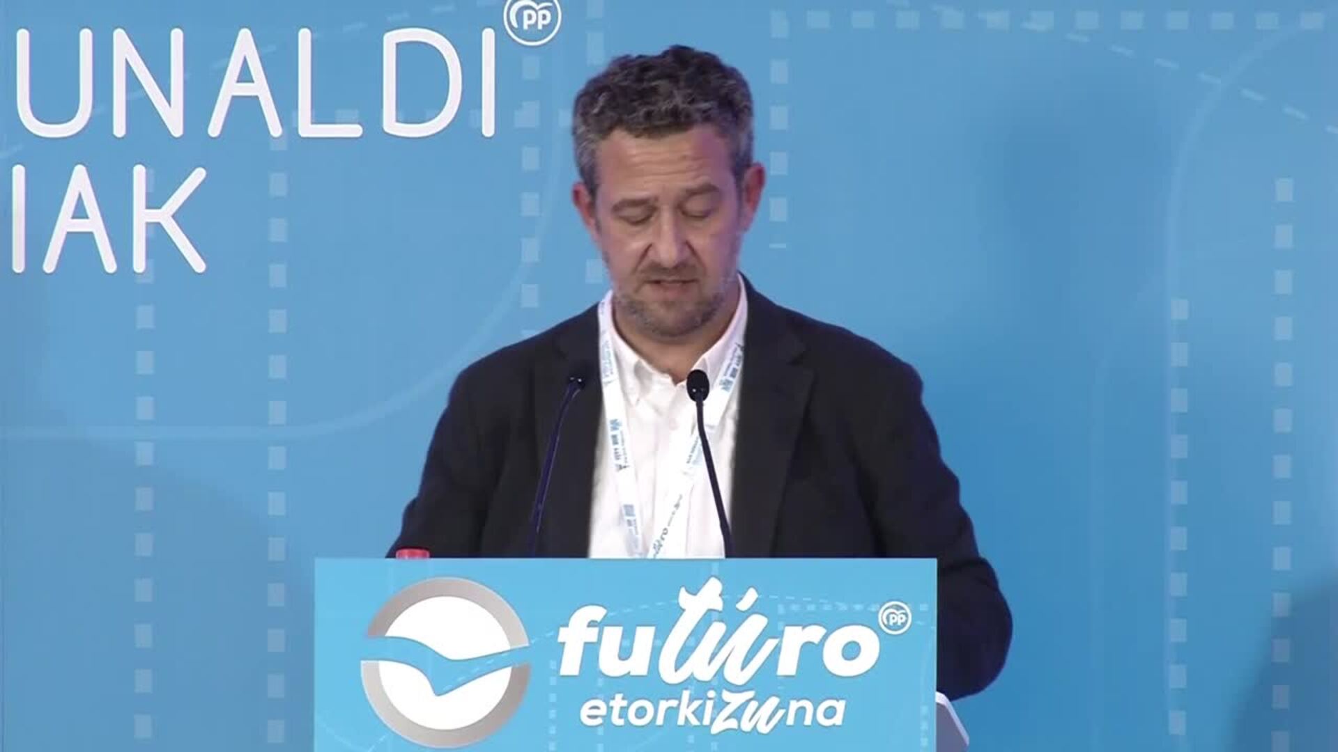 Olano (PP) denuncia que el proyecto &quot;cesarista&quot; de Sánchez necesita a &quot;todos los radicales que hay&quot;