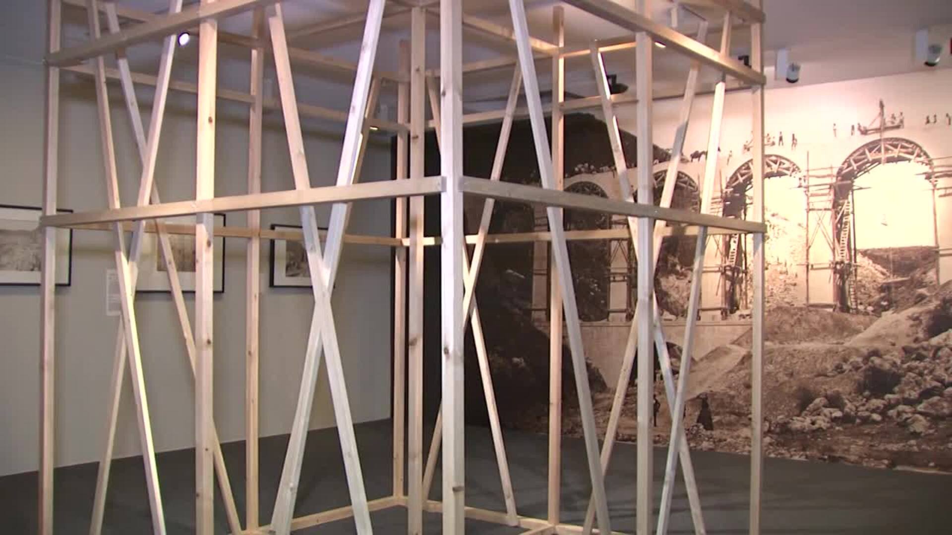 La Fundación Canal inaugura una muestra fotográfica de la modernización del Madrid de Isabel II