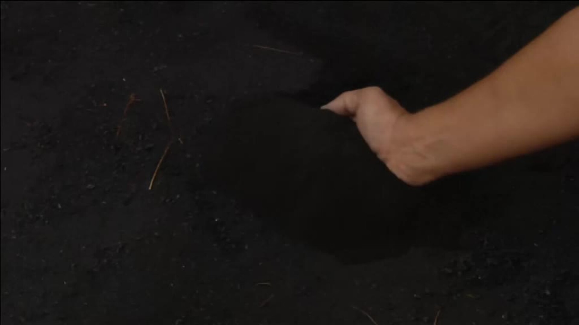 La lluvia de ceniza más densa que nunca en Tajuya