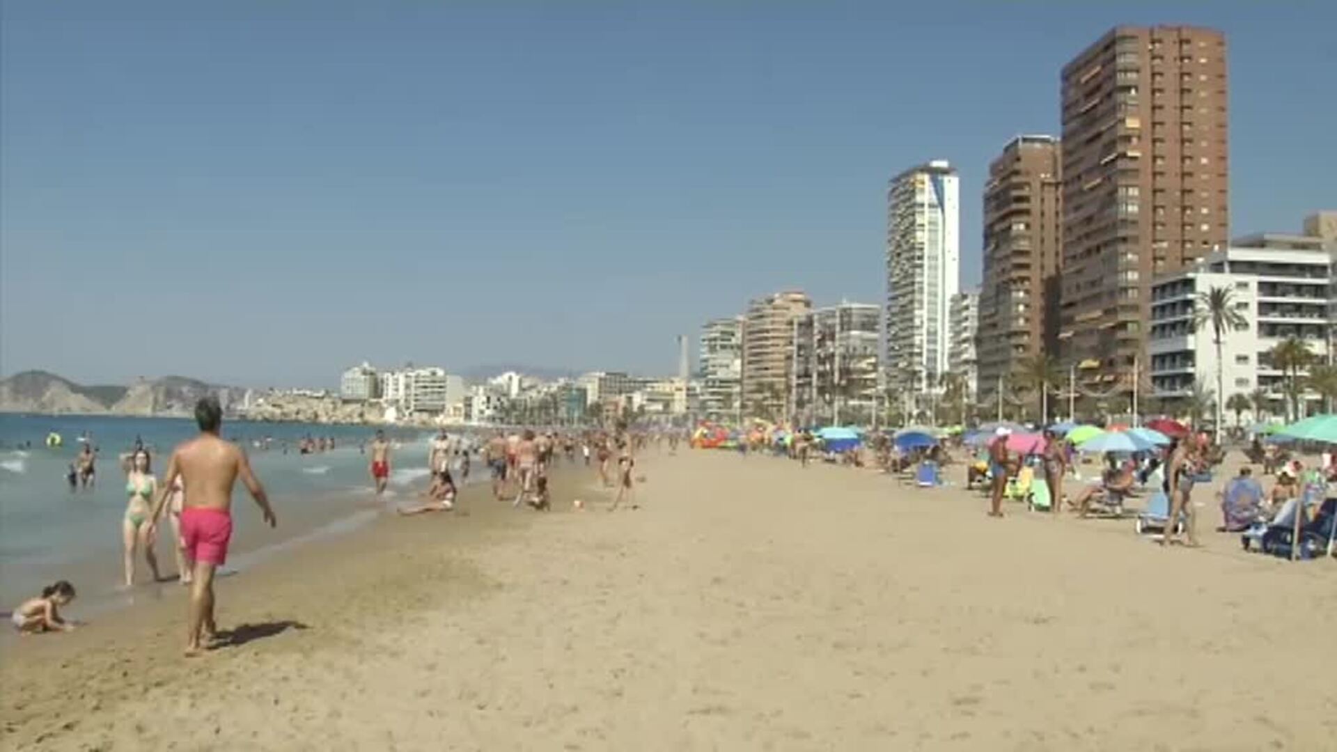 Primeras cancelaciones turísticas por el repunte de la pandemia