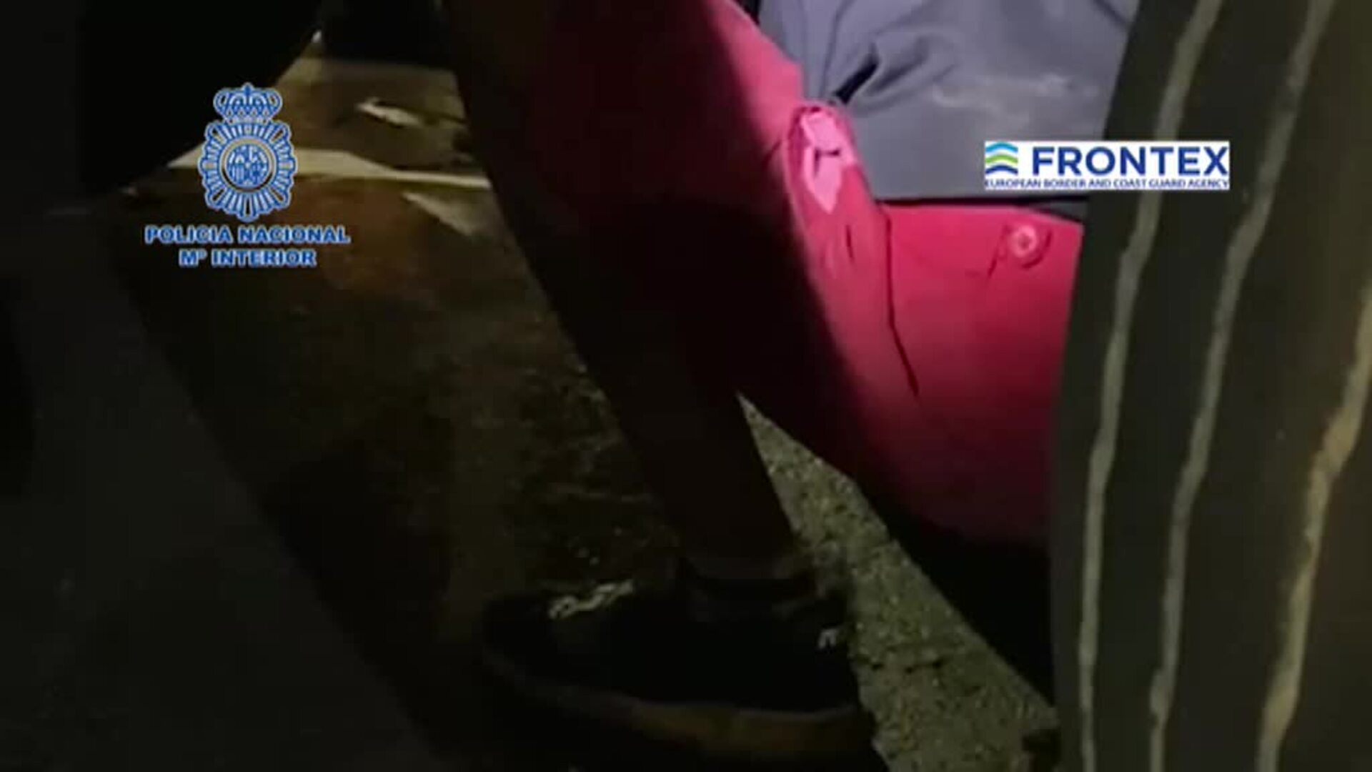 Hallan en Ceuta cinco migrantes que trataban de entrar a la península escondidos en camiones