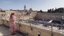 Cientos de judíos ortodoxos participan en la bendición sacerdotal en el Muro de las Lamentaciones