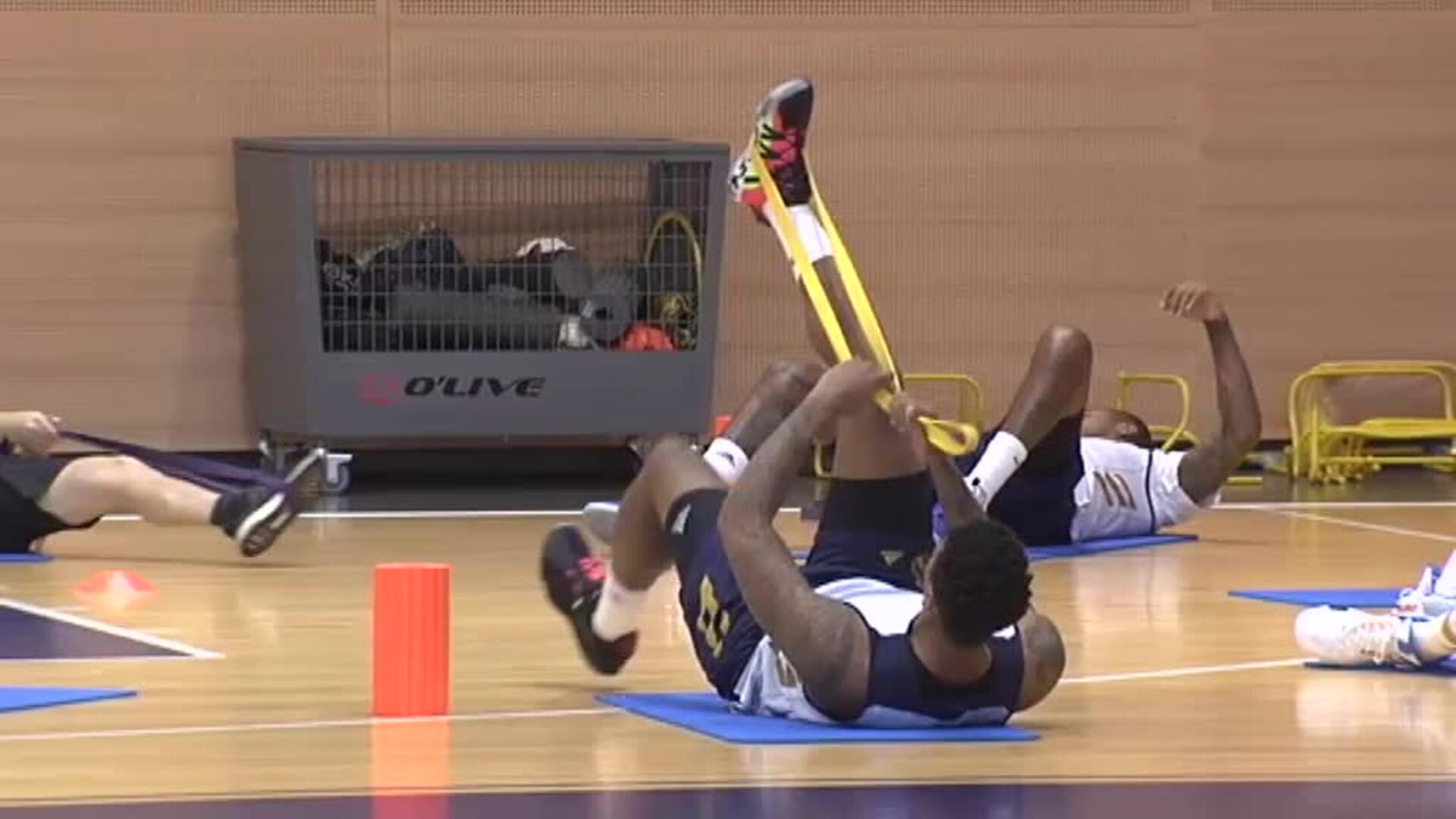 El Real Madrid de baloncesto prepara su encuentro contra el Panathinaikos