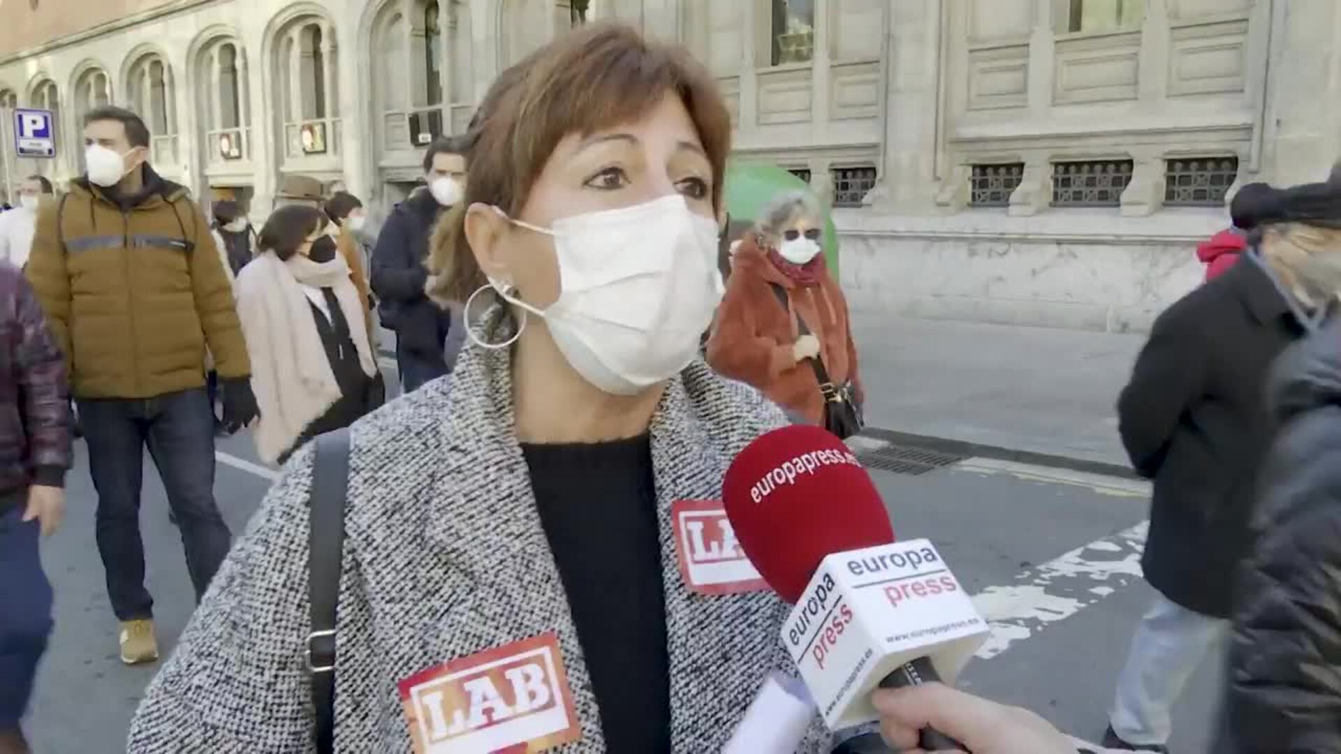 Miles de personas denuncian en Bilbao el &quot;colapso&quot; de Osakidetza y piden más personal en primaria