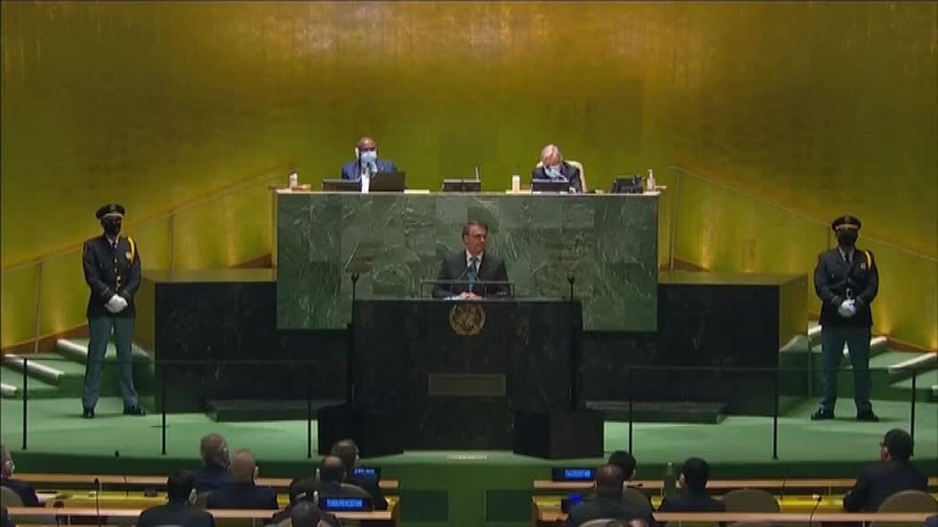 El presidente de Brasil Jail Bolsonaro se salta la cuarentena