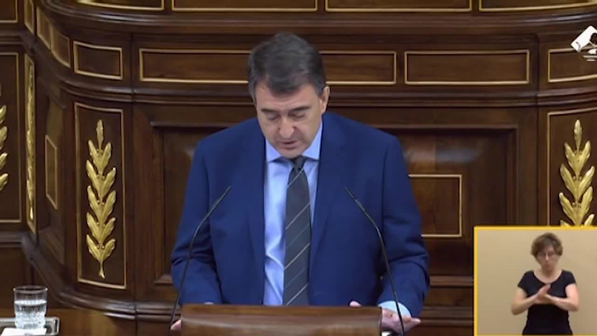 PNV dice a Sánchez que &quot;para sumar hay que ceder&quot;