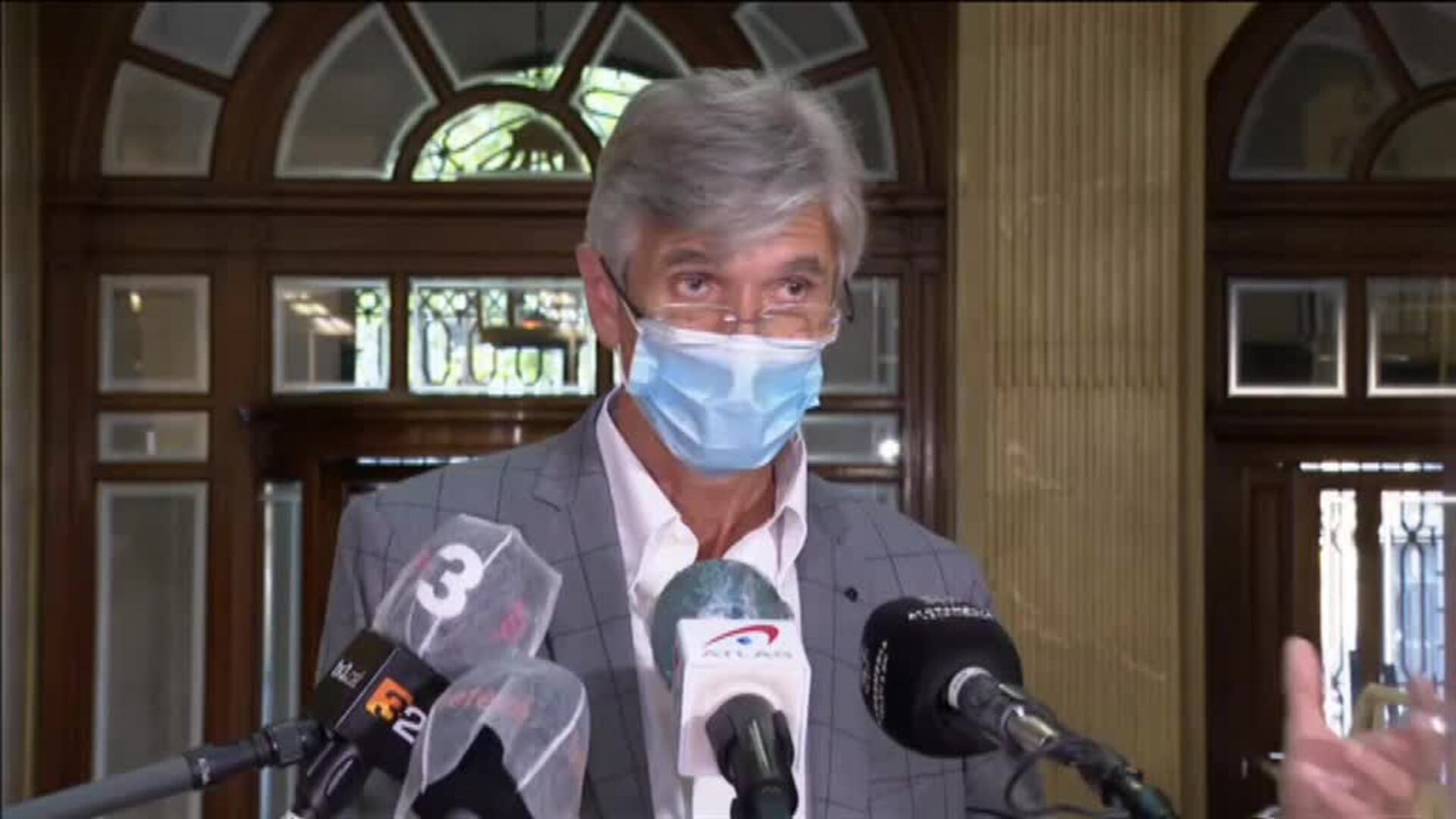 Cataluña cierra el ocio nocturno para frenar la transmisión del coronavirus