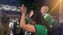 Una riada verdiblanca desemboca en el centro de Lisboa para celebrar victoria del Sporting
