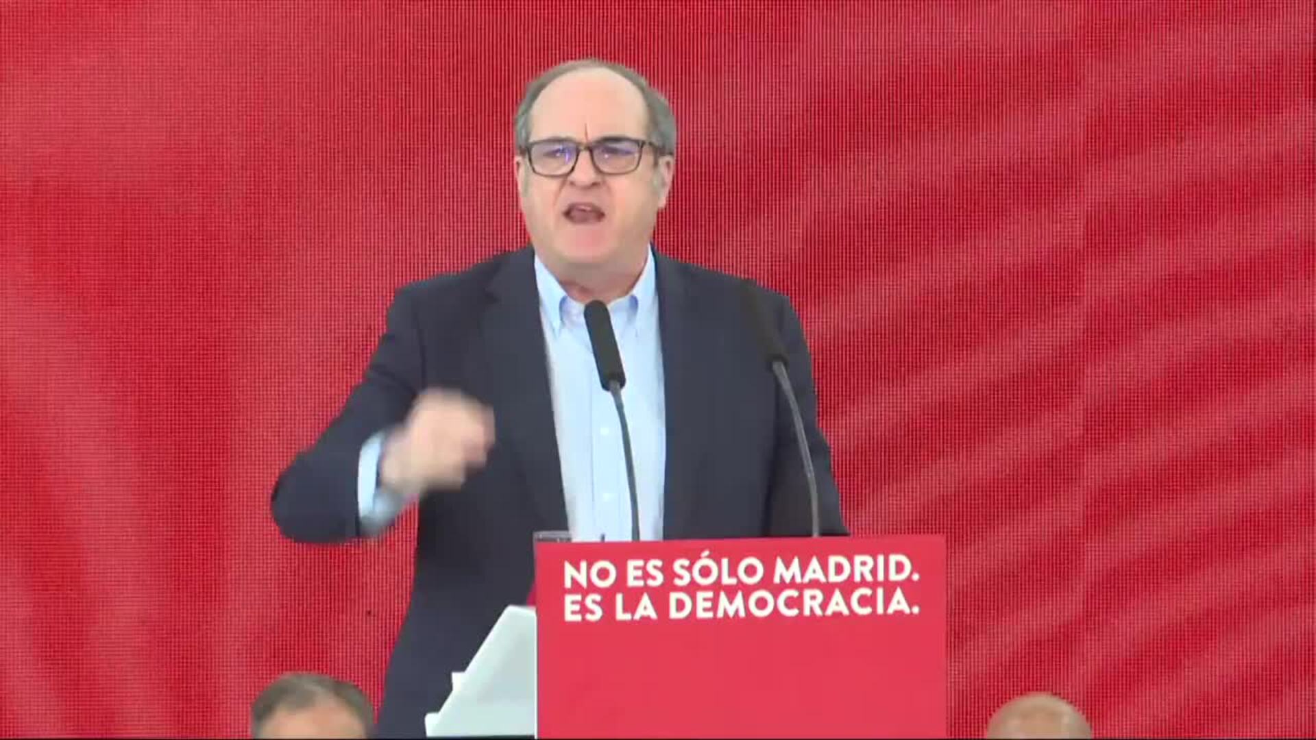 Gabilondo: &quot;Ninguna amenaza logrará que deje de latir corazón de izquierdas&quot;