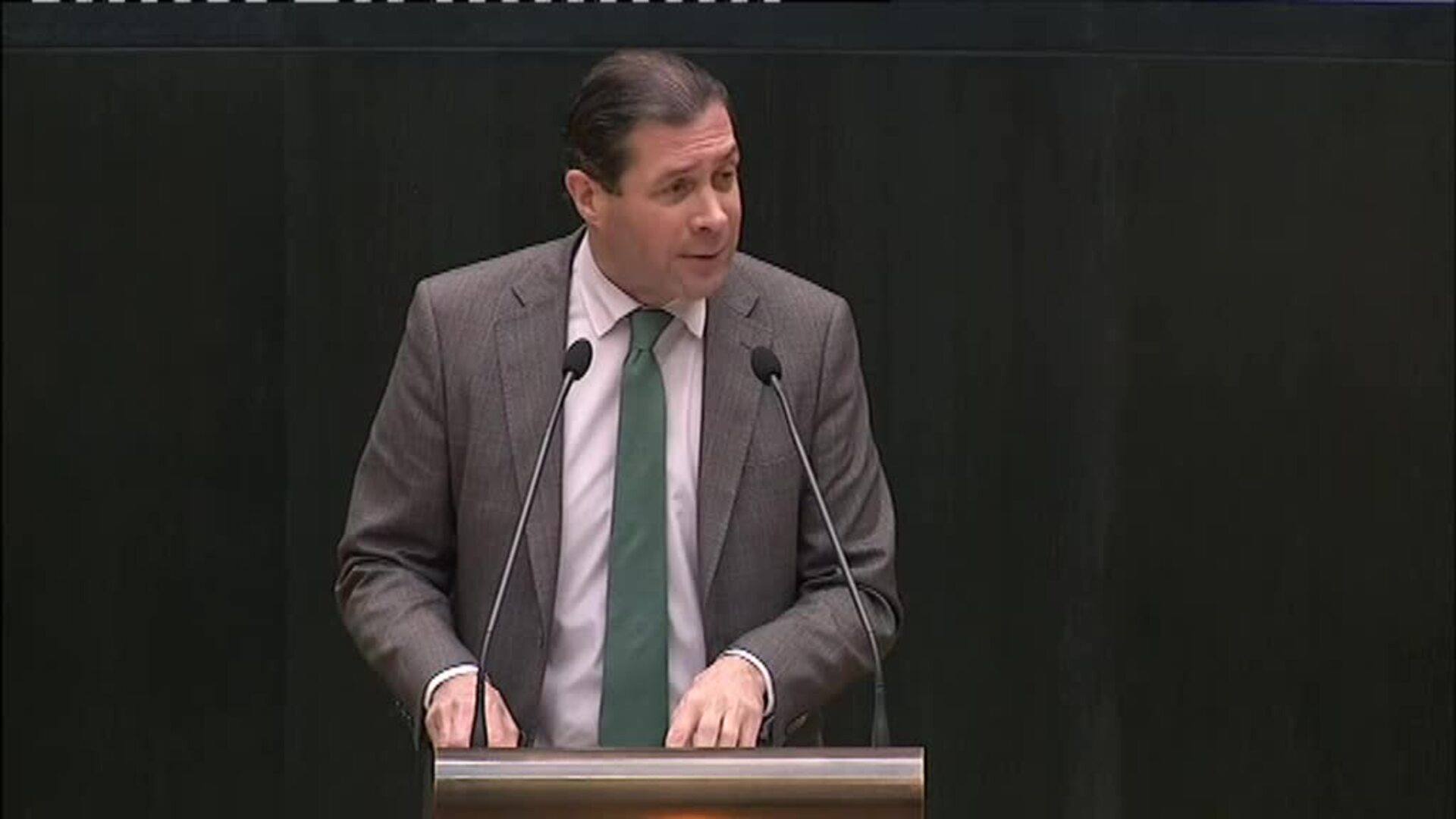 Un diputado de VOX llama «enfermos» a la bancada de Más Madrid