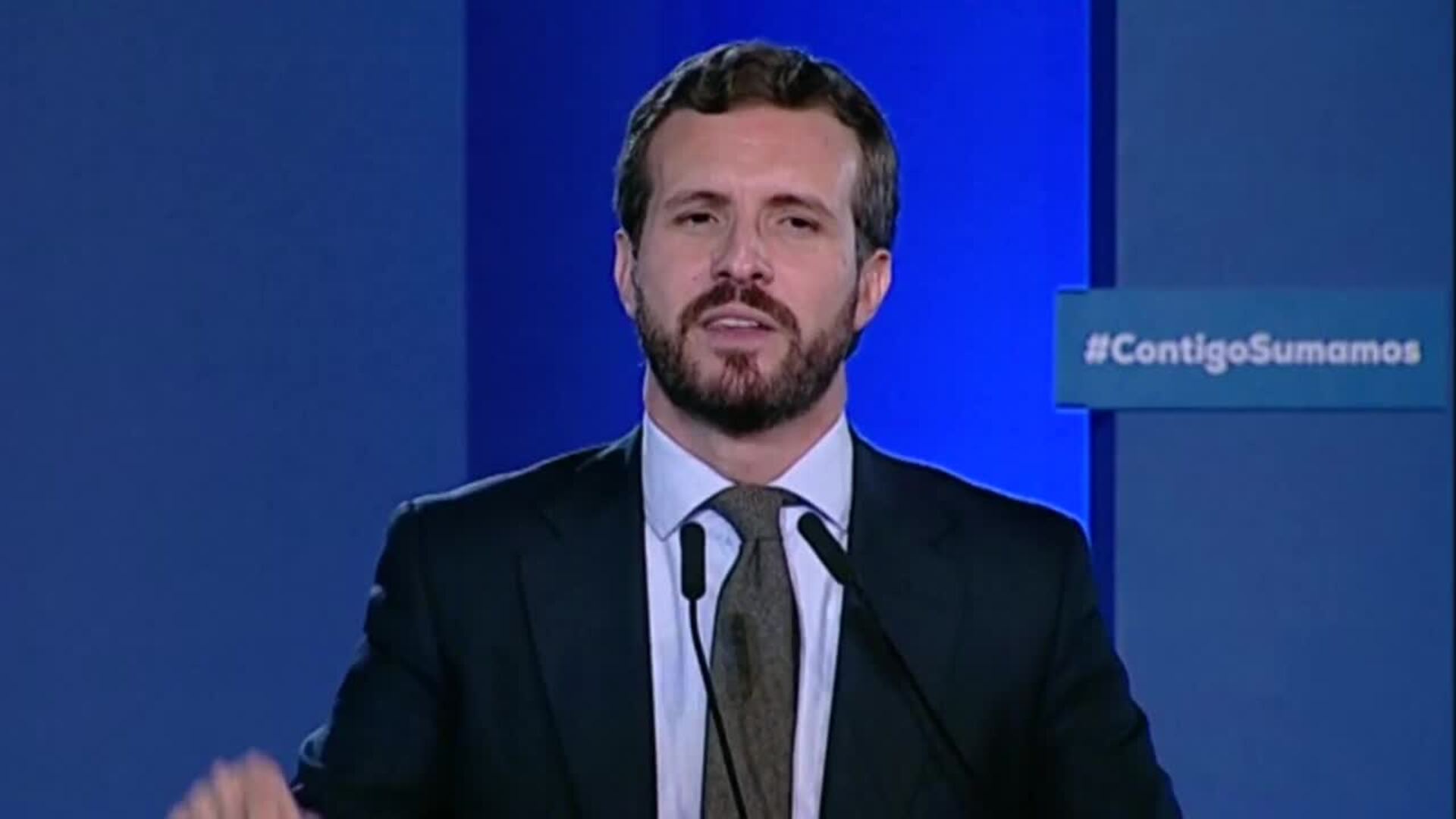 Casado contrapone experiencia PP frente a los que parecen &quot;más duros&quot; en Cataluña