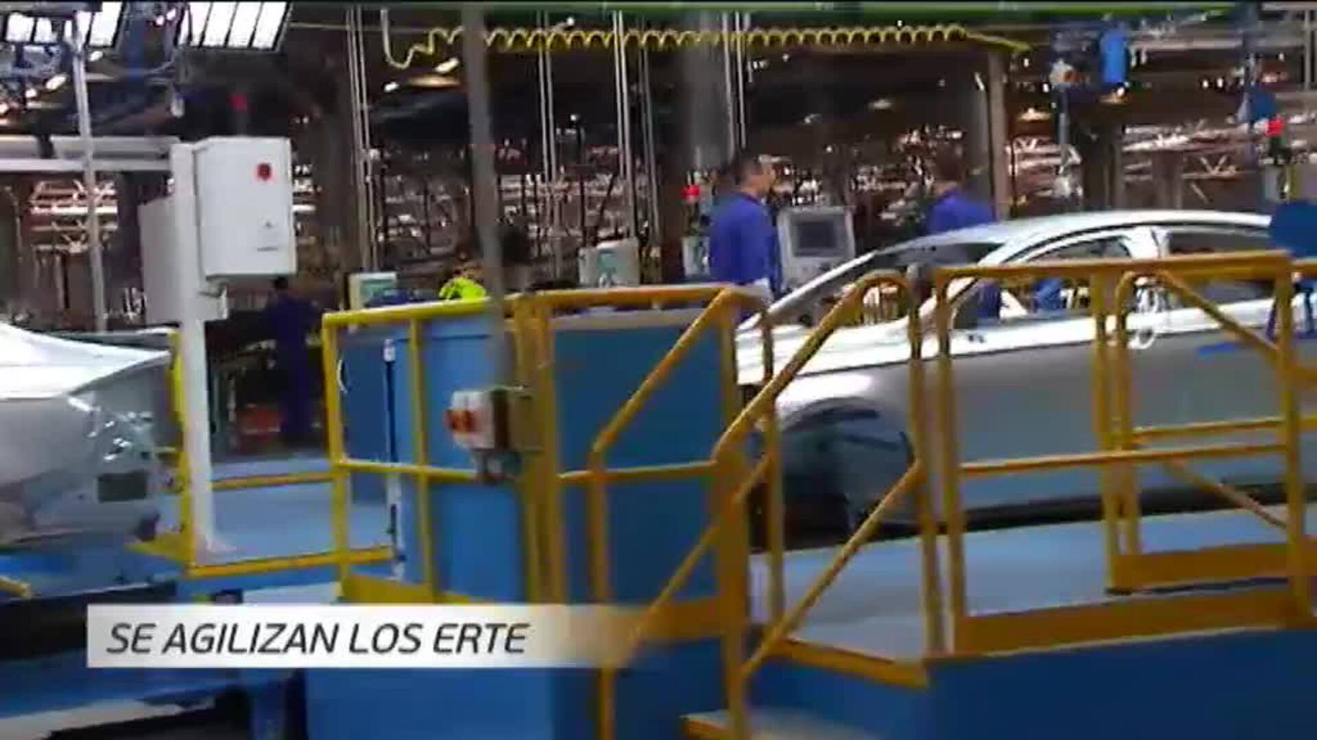 Sánchez pide a los empresarios que no despidan