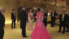 La Reina Letizia conquista en la cena de gala de Japón: de rosa y con la Tiara de Lis