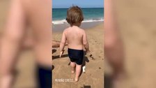 Elena Furiase, feliz por estar "al fin" en la playa