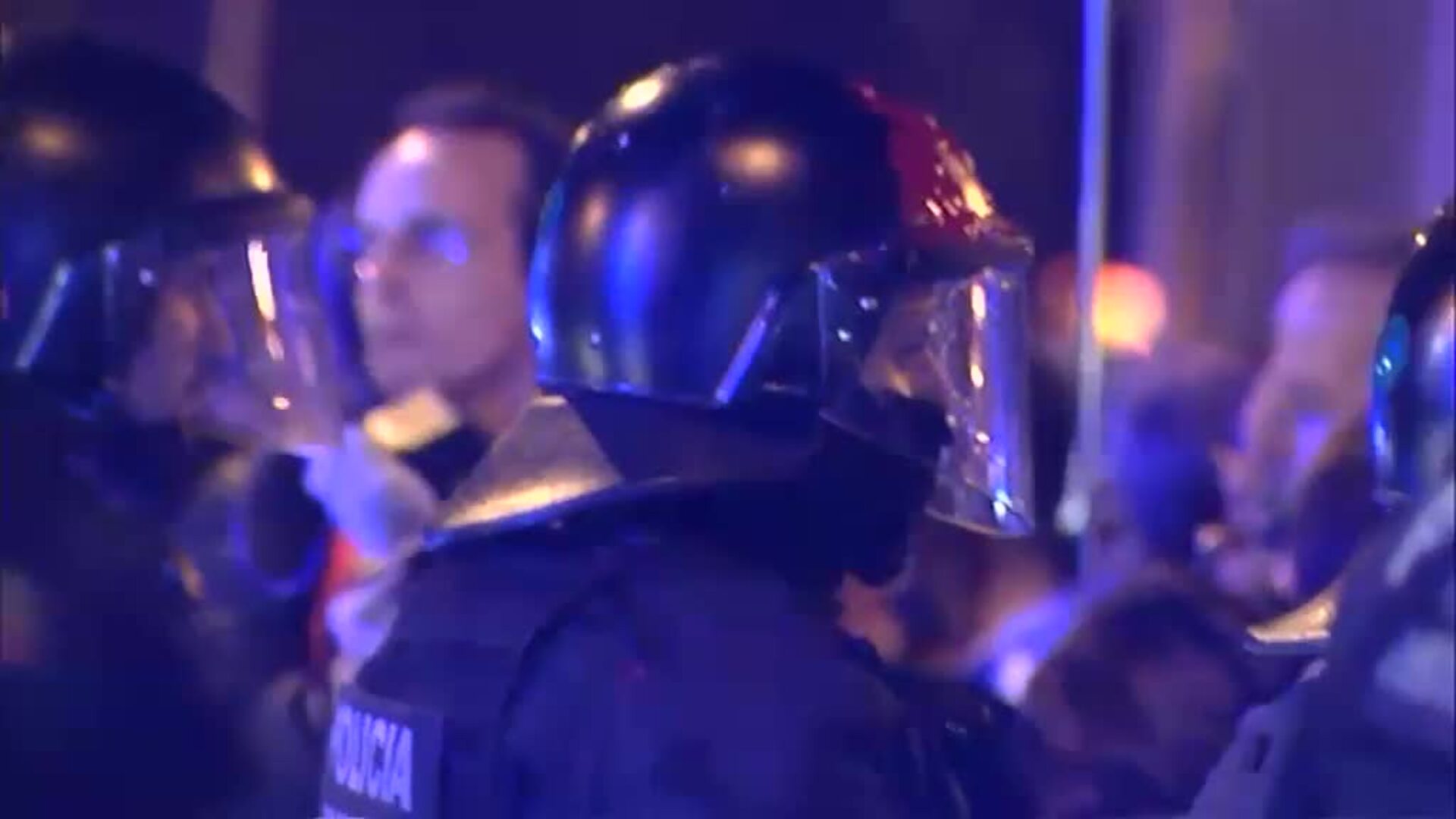 Miembros de ERC y JxCat acuden a las protestas contra el Rey en Barcelona