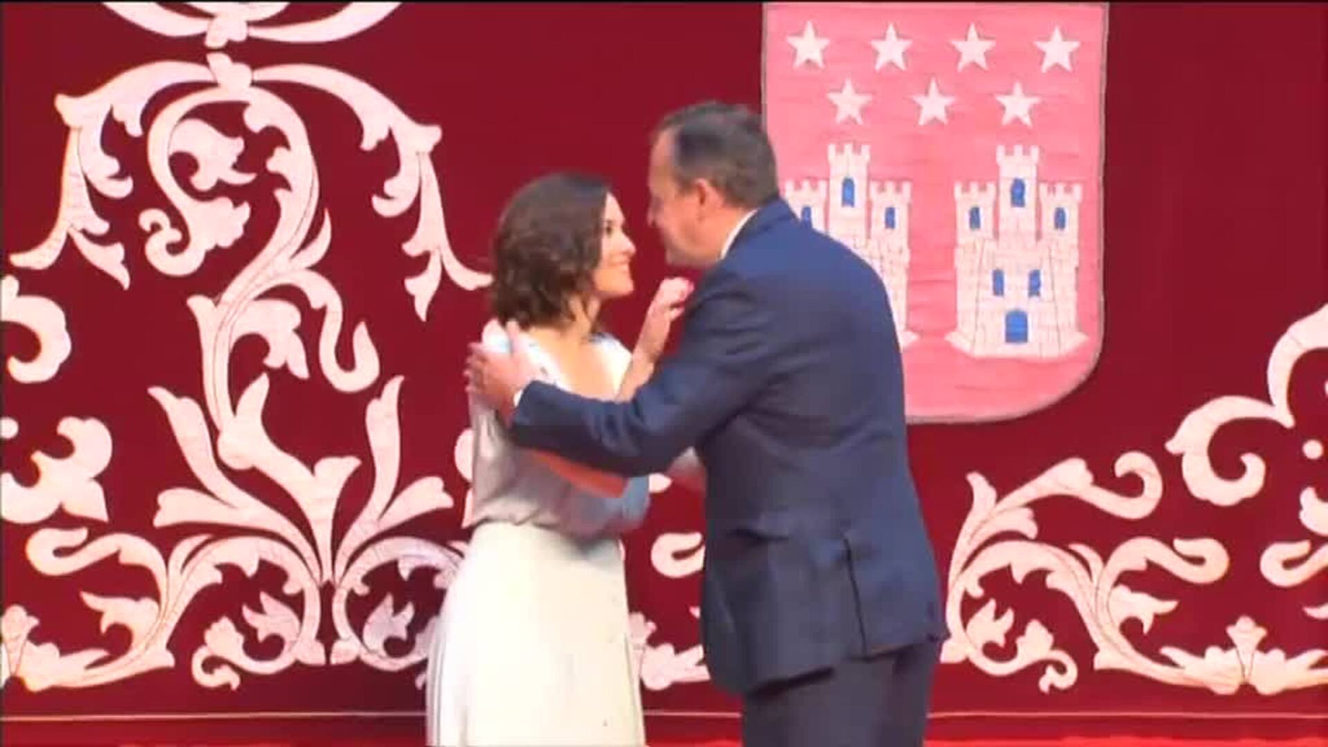 Ayuso abre una investigación por los contratos con la  empresa Room Mates